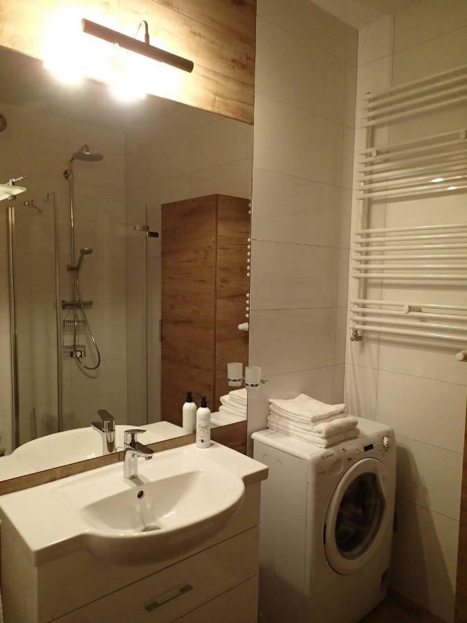 Apartament Dla Ciebie Z Tarasem I Garazem Kołobrzeg Extérieur photo