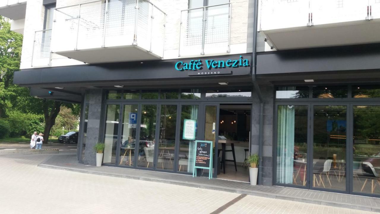 Apartament Dla Ciebie Z Tarasem I Garazem Kołobrzeg Extérieur photo